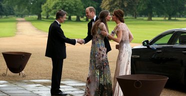 Подругу Кейт Миддлтон и принца Уильяма обвинили в грабеже Китая