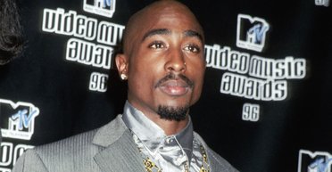 Сім'я Тупака Шакура відновлює розслідування його смерті після арешту Puff Daddy