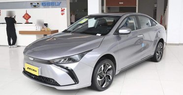 Geely представили стильний електромобіль з великим запасом ходу за $16 500 (фото)