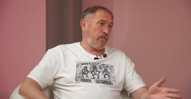 Звезда "Поймать Кайдаша" и "Киборгов" рассказал, как продюсеры наживаются на актерах во время войны