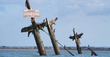 Судный день приближается: в Лондоне опасаются, что судно на дне Темзы спровоцирует масштабную катастрофу