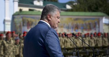 Политики "не той системы". Что нужно Порошенко для успешного реванша и почему он этого не делает