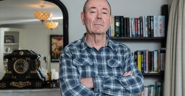 В Британии пенсионеру выплатили 20 000 фунтов компенсации после ошибочного ареста за сообщение в соцсетях