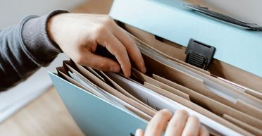 "У мене є на це право": батька засудили за спробу змінити дату народження сина