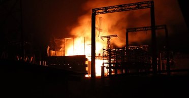 "Под ударом энергетика": россияне "Шахедами" атаковали подстанцию Днепра, — соцсети (видео)