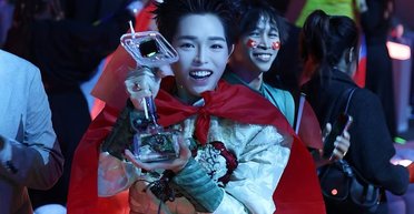 Конкурс "традиционных ценностей": победитель российского "Интервидения" оказался представителем ЛГБТ