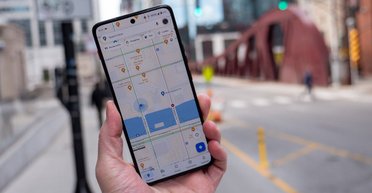 Google "Карти" навчилися економити заряд батареї смартфонів: хто зможе скористатися