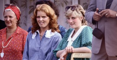 "Моя дорога подруга": Сара Фергюсон звернулася до принцеси Діани (фото)