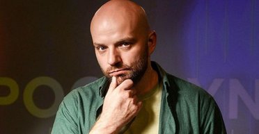 Слава Демин рассказал, чем закончился конфликт с матерью, которая в детстве издевалась над ним