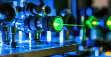 Ученые испытывают мощный лазер, чтобы обеспечить неограниченное производство энергии