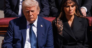 Трампа обвинили неуважении к Папе Франциску на похоронах: что он сделал