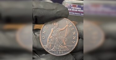 "Безумная стоимость": британцев шокировала цена монеты, за которую отдали более 7 млн (видео)