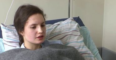 Отямилася внизу: постраждала від ракетного удару дівчинка вижила після падіння з 9 поверху