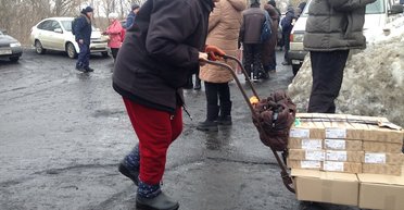 Стать тачечником может каждый. Как и сколько зарабатывают на жизнь в Луганске