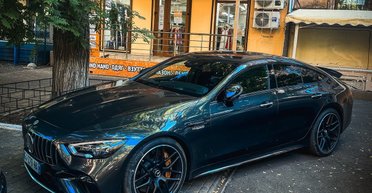 840-сильный снаряд: в Украине появился самый мощный Mercedes на "бляхах" (фото)