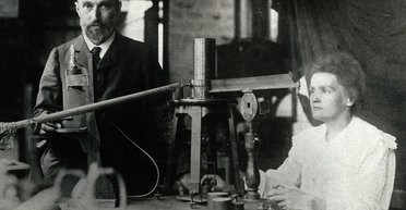Мир разделился на "до" и "после": как супруги Кюри раскрыли секреты радиации (фото)