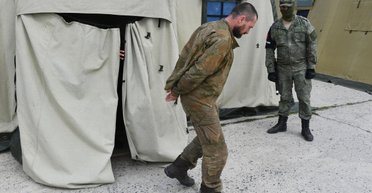 Омбудсман рассказал, сколько военнопленных ВСУ россияне расстреляли за последний год