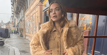 Ріта Ора продемонструвала стильну шубу українського бренду (фото)