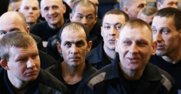 Осужденные на смерть: в ГУР назвали количество погибших россиян из "спецконтингента" в Украине