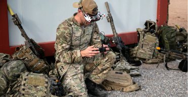 Елітні спецпризначенці "зелені берети" армії США пройдуть навчання на FPV-дронах (фото)