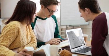 Студенты-контрактники смогут получить грант на обучение через "Дію": что нужно сделать