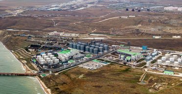 В сети появились качественные фото попадания БпЛА по "Таманьнефтегаз" РФ: что сгорело у россиян (фото)