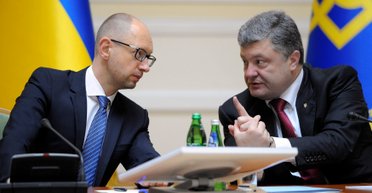 1:0. Как Яценюк с помощью Запада переиграл Порошенко