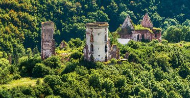 Коронованные башни. Путешествие в Червоногородский замок