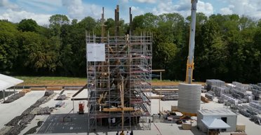 Во Франции реконструировали главный сгоревший элемент собора Парижской Богоматери (видео)