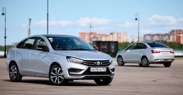 Как в 90-е: "АвтоВАЗ" начал отгружать дилерам некомплектные и дефектные Lada