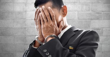 Каста (не)прикасаемых. Почему затягиваются судебные процессы против народных избранников