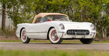 Легендарная капсула времени: обнаружен 71-летний Chevrolet Corvette в новом состоянии (фото)
