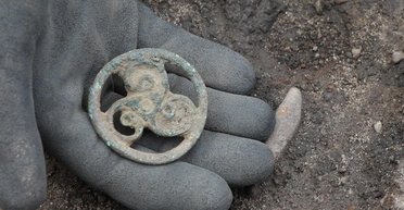 Сосуществование вместо борьбы: археологи раскопали уникальные артефакты в Англии (фото)