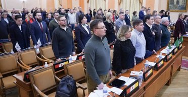 Одяг та аксесуари за ціною квартир: журналісти підрахували вартість луків одеських депутатів