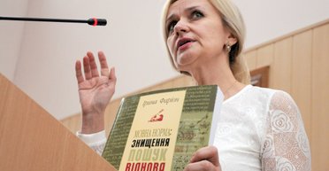 На грани жизни и смерти: что с Ириной Фарион после покушения во Львове (фото, видео)