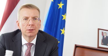 Балтийский фронт. Министр иностранных дел Латвии — о русских негражданах, "гибридных" угрозах и украинском опыте