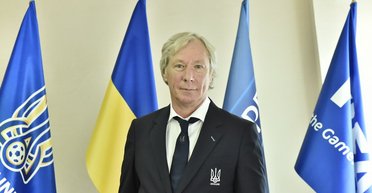 "Ударил мою жену в грудь": экс-тренер "Динамо" Михайличенко прокомментировал избиение сантехника