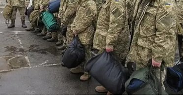 Мобилизация 2025 касается пенсионеров 60+: кого могут вернуть на службу