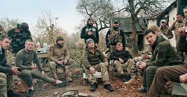 Формула добробатов. Кто стоит за действиями ветеранов полка "Азов"