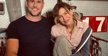 Рене Зеллвегер вийшла у світ з молодшим на 10 років бойфрендом (фото)