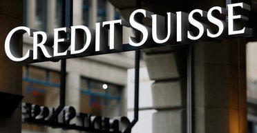 Банкопад по-швейцарські. Як обвалився улюблений банк російських олігархів Credit Suisse