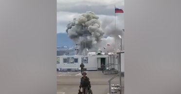 "Наш склад въе**ли": появилось видео удара Азербайджана по базе миротворцев РФ в Карабахе