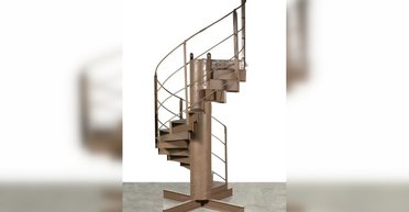 Може коштувати тисячі євро: у Парижі продадуть шматок Ейфелевої вежі