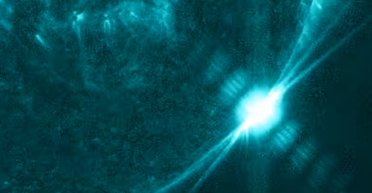 На частині Землі зник зв'язок після найпотужнішого вибуху на Сонці (відео)