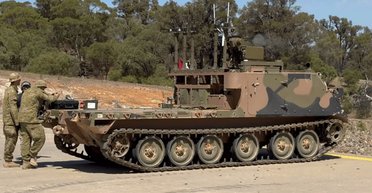 Бронетранспортер M113 научили сбивать дроны: пушкой управляли с расстояния 550 км