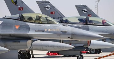 Базирование за границей и не будут летать: почему истребители F-16 не станут работать на фронте