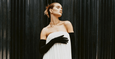 Рози Хантингтон-Уайтли украсила обложку чешского Vogue (фото)