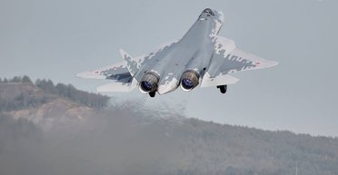 Російський Су-57 злетів усього за 12 секунд із короткої смуги: у чому "секрет" (відео)