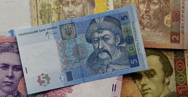 Перестанут быть деньгами: какие гривны со 2 марта не примут магазины и что с ними делать