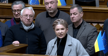 Тимошенко після підозри НАБУ пообіцяла боротись із хабарями і покінчити з "зовнішнім управлінням"